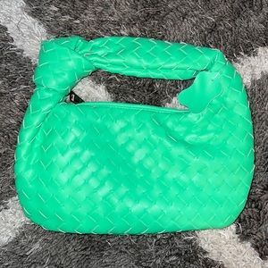 Soft PU Leather Woven Handbag Summer Hobo Shoulder Bag Knot Strap in Lime Green